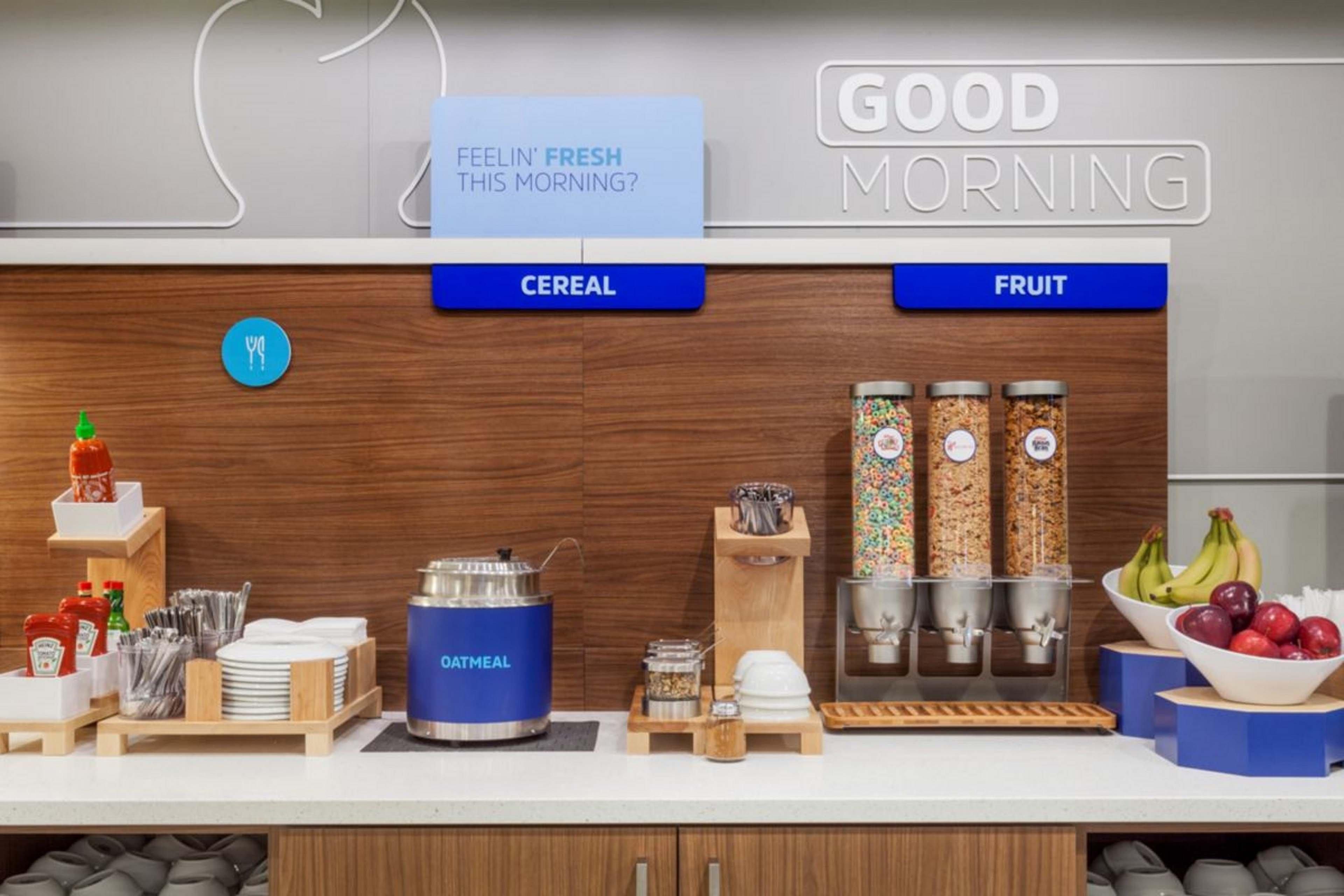 Holiday Inn Express & Suites - Belleville By Ihg Экстерьер фото